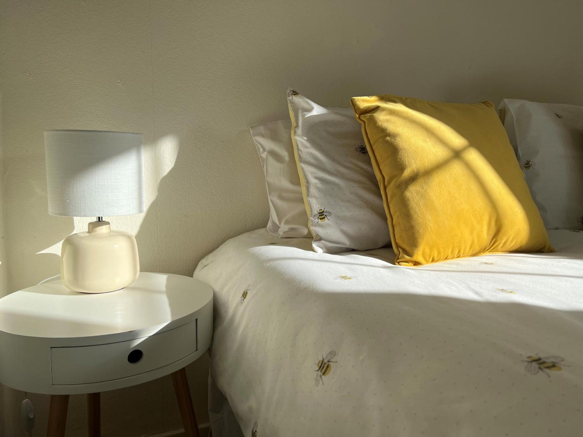 Bumblebee Cottage - Cosy Cottage In Area Of Outstanding Natural Beauty Hemel Hempstead Bagian luar foto